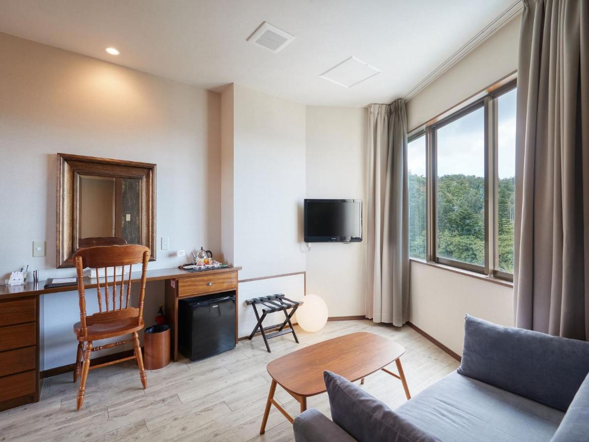 La Casa Panacea Okinawa Resort Onna Exteriör bild
